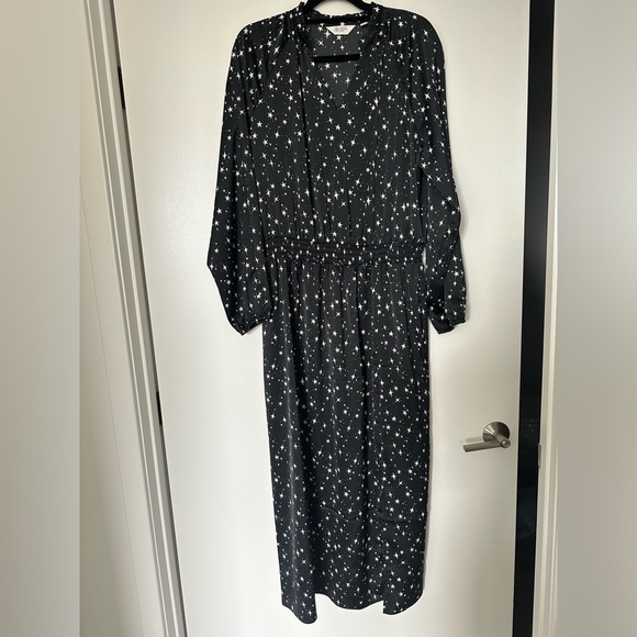 NWOT. Candace Cameron Bure Star Print Maxi Dress. Size:L. - Picture 2 of 5